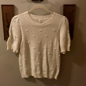 ANTHROPOLOGIE SHORT SLEEVE LIGHT DOT SWEATER